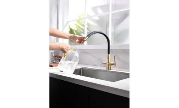 Смеситель кухня Лемарк Комфорт с подключ. к фильтру бронза, излив черный M3075B Чехия