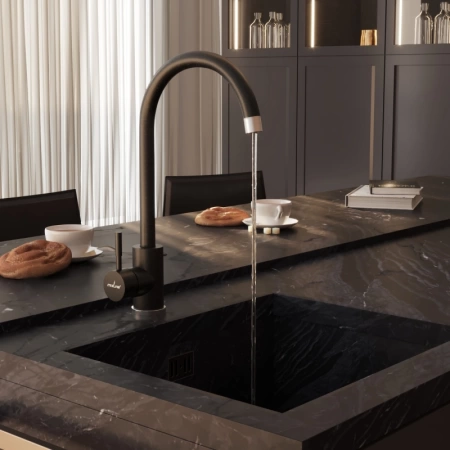 Смеситель кухня MIXLINE ML-GS15 (308) черный высокий излив