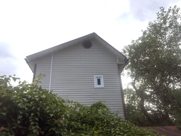 Окно для чердака KROVENT (55см*55см) коричневое